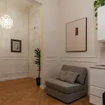 Castro Pretorio 9 - Fromhometorome Apartament Rzym
